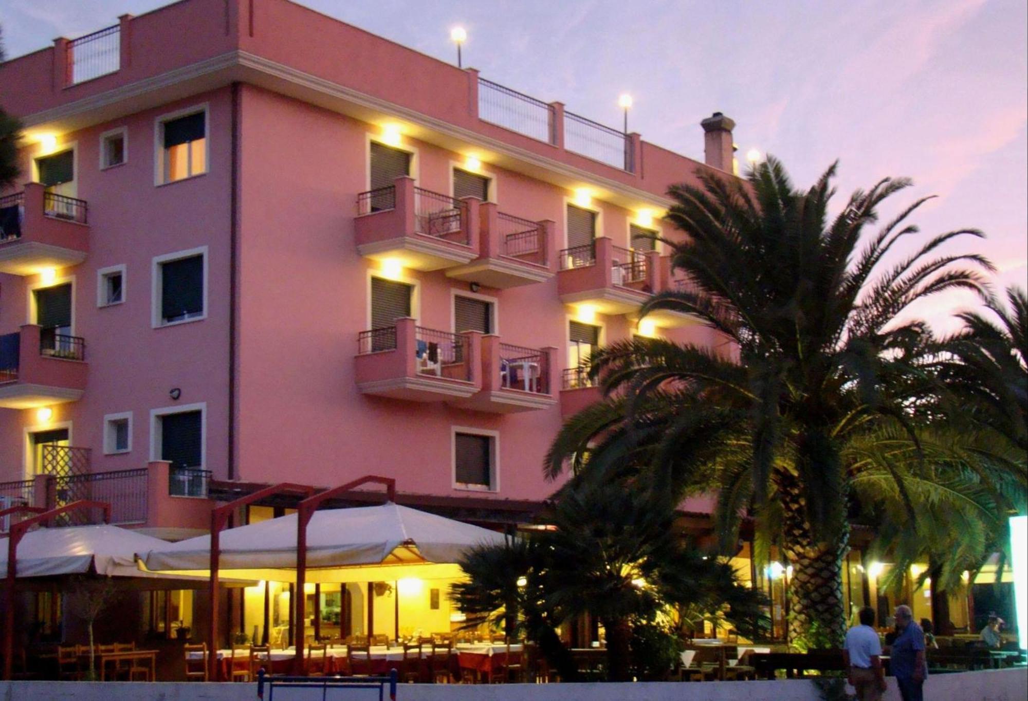 Aparthotel Il Casale Martinsicuro Exteriér fotografie
