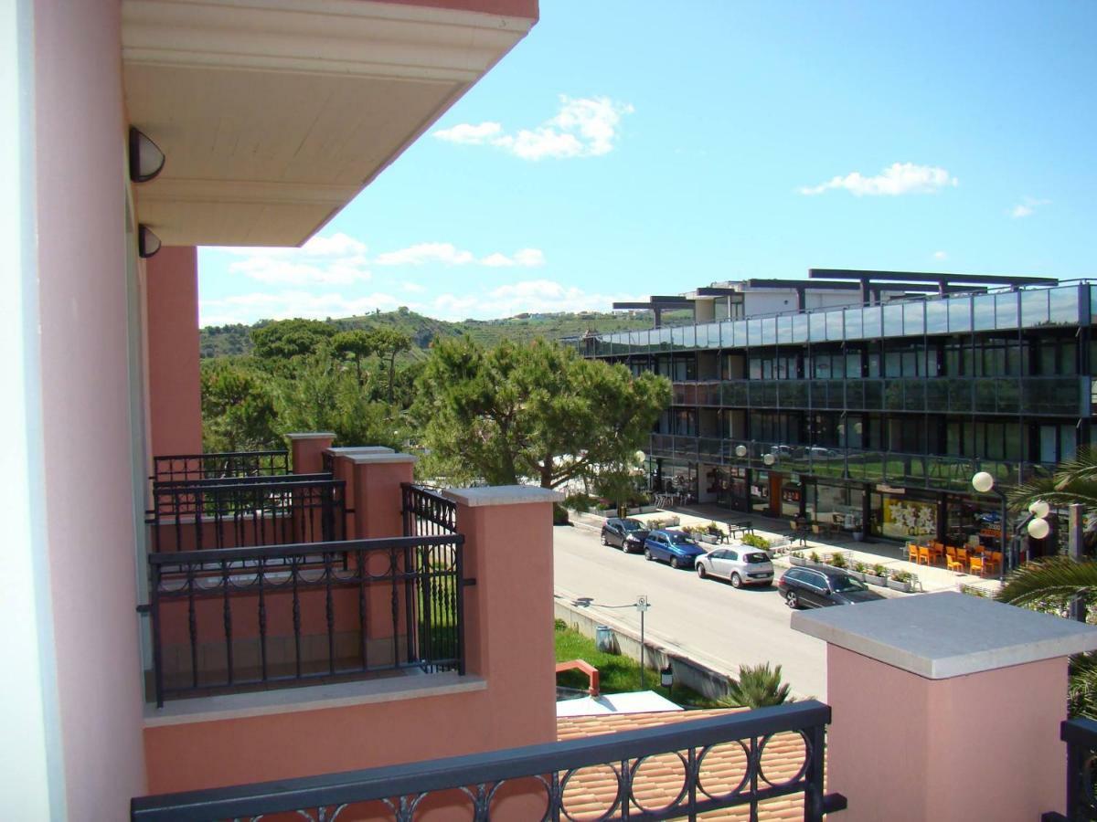 Aparthotel Il Casale Martinsicuro Exteriér fotografie